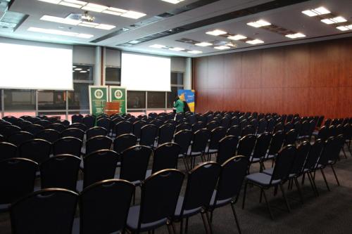 Canon-EOS-1300D 20241010 080211