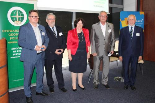 Canon-EOS-1300D 20241010 100004