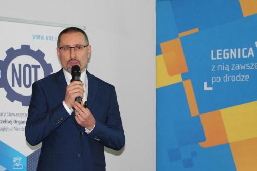 Canon-EOS-1300D 20241010 100133