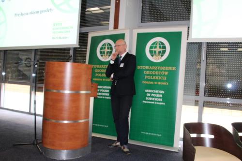 Canon-EOS-1300D 20241010 120054