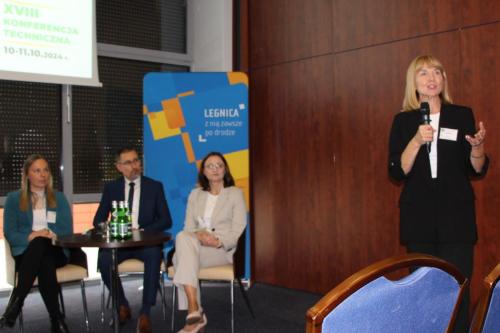 Canon-EOS-1300D 20241010 122147