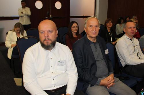 Canon-EOS-1300D 20241011 104803