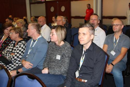 Canon-EOS-1300D 20241011 104855